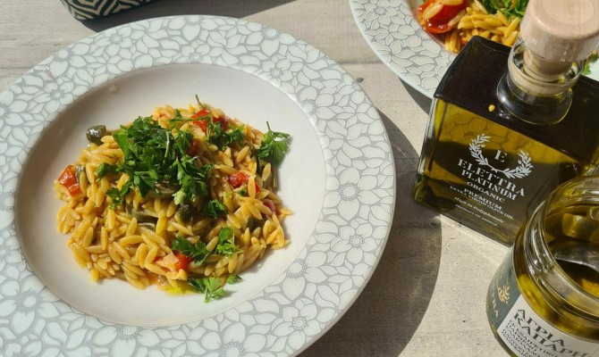 BARLEY WITH SAFFRON, VEGETABLES AND WILD CAPERS ELETTRA